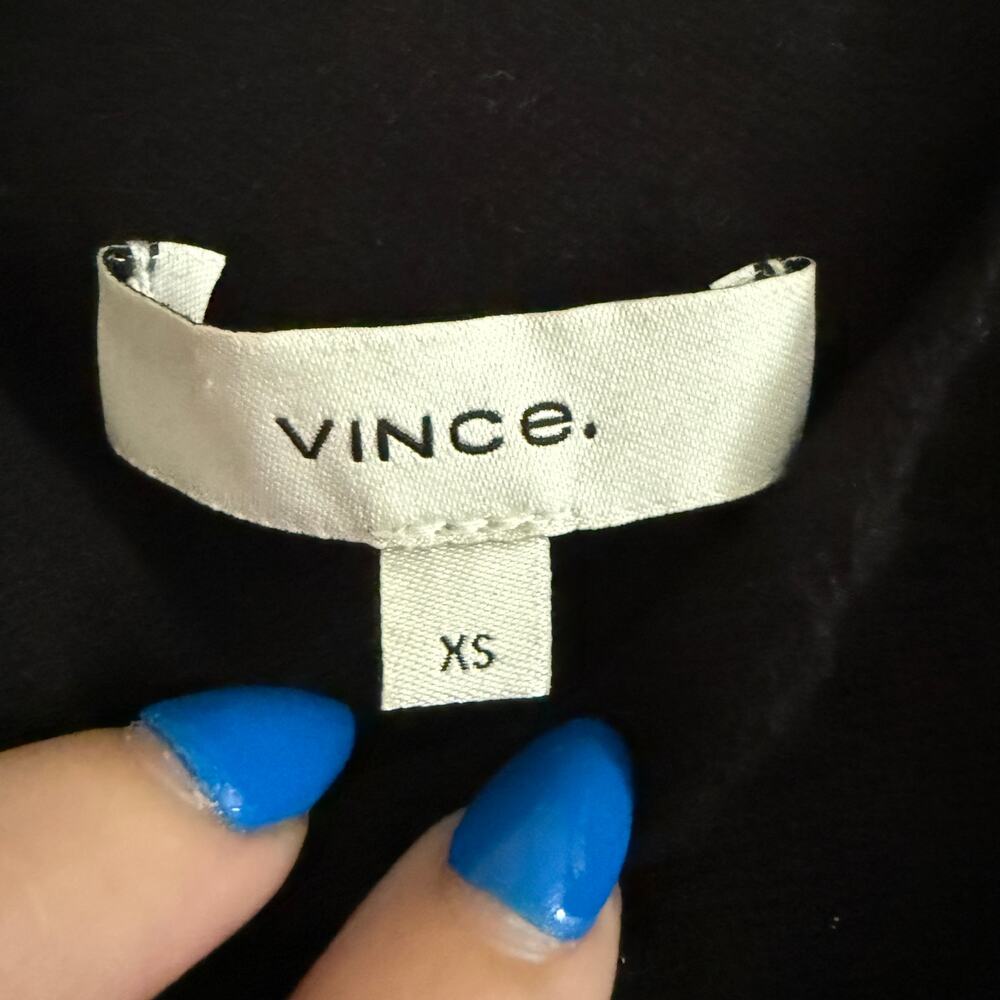 Vince | Black Cashmere Lightweight Scoop Neck Tank Top Sweater | XS - Picture 3 of 4